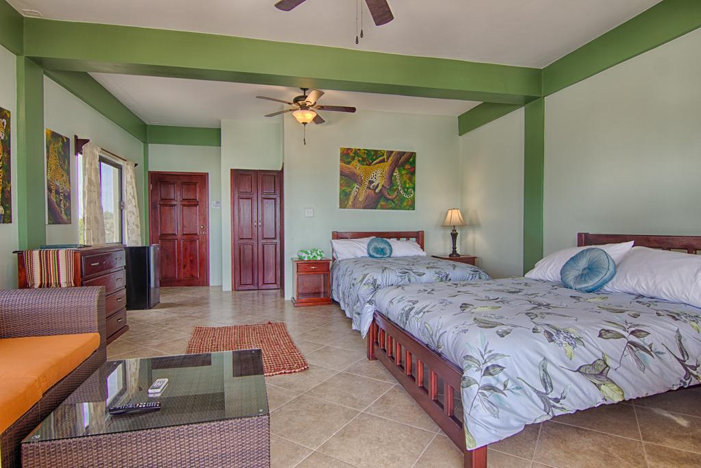 Beaches And Dreams Boutique Hotel Placencia Exterior foto