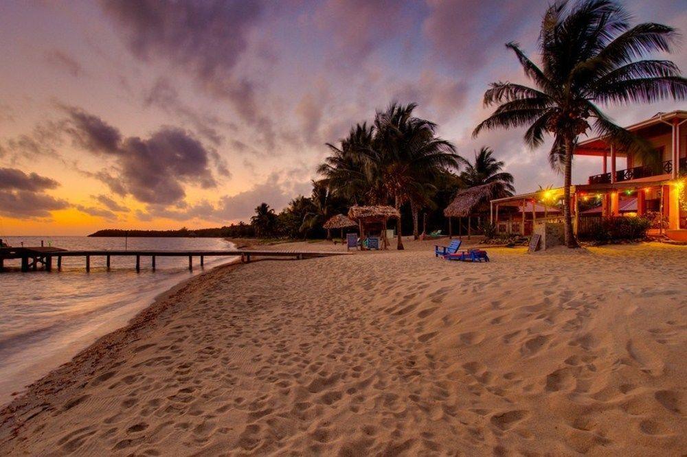 Beaches And Dreams Boutique Hotel Placencia Exterior foto